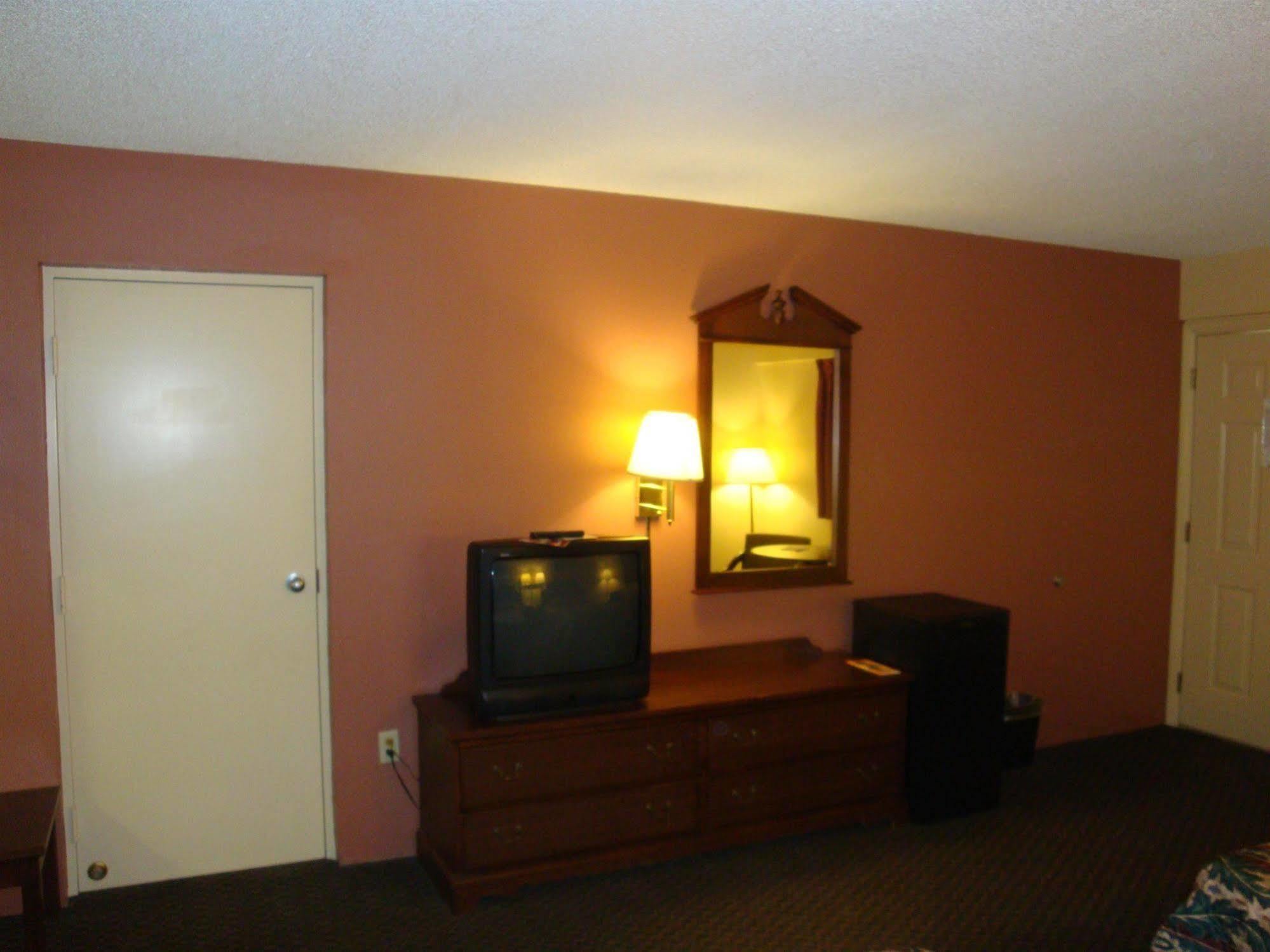 Wilmington Inn Экстерьер фото